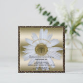 式をピンで止めるRNのナースの卒業|のデイジーの金ゴールド 招待状 (スタンド正面)