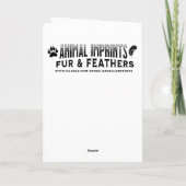 弓とかわいらし納屋のクリスマスを持つ茶色の馬 カード (裏面)