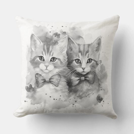 弓と蝶の白黒の子猫 クッション (正面)