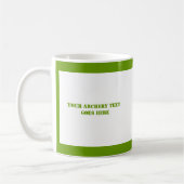 弓の黒い緑のアーチェリーのアーチェーカスタムル コーヒーマグカップ (左)