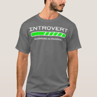 引きこもり中、充電中です Tシャツ