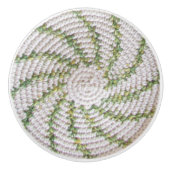 引き出し引き出し – 緑のスパイラル上の白 セラミックノブ (正面)