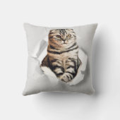 引き裂おもしろいかれた紙幻想を通して灰色の猫が飛び出す クッション (裏面)