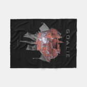 引き裂かれたレンガ壁のゴールキーパー(サッカー) フリースブランケット (正面(横))