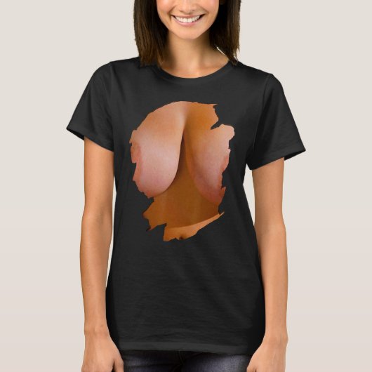 引き裂かれた服が女の胸の錯覚を明らかにする1 Tシャツ (正面)