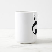 引っ掛かる怒っているヘ音記号 コーヒーマグカップ (中央)