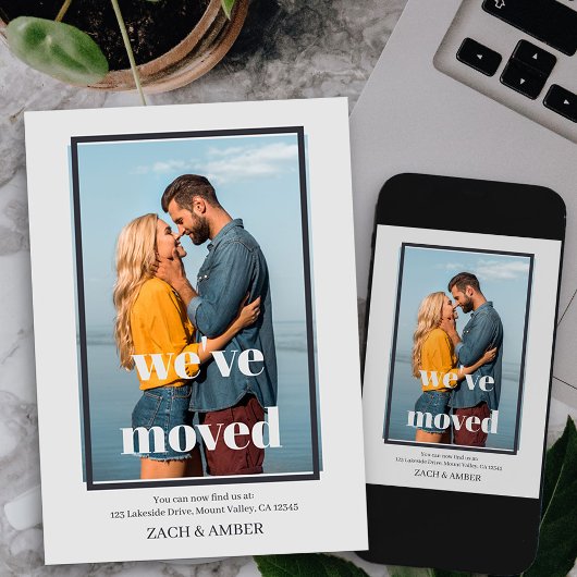 引っ越しましたミニマリストオフセット枠付き写真の移動 案内状