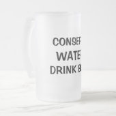 引用された曇らされたガラスのビールのジョッキ フロストグラスビールジョッキ (正面左)