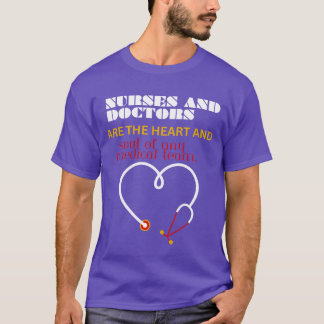 引用付きステトスコープハートデザイン ファミリー Tシャツ