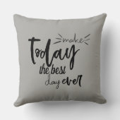 引用文が今日を最高の今日にする クッション (裏面)