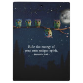 引用文のコラージュ違うをユニーク使ったフクロウ クリップボード (裏面)