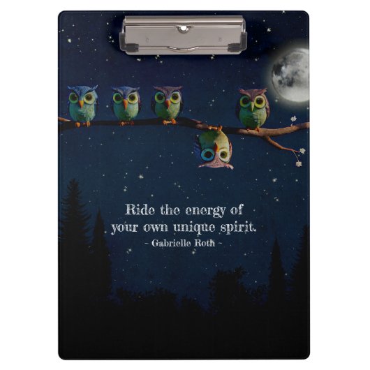 引用文のコラージュ違うをユニーク使ったフクロウ クリップボード (正面)