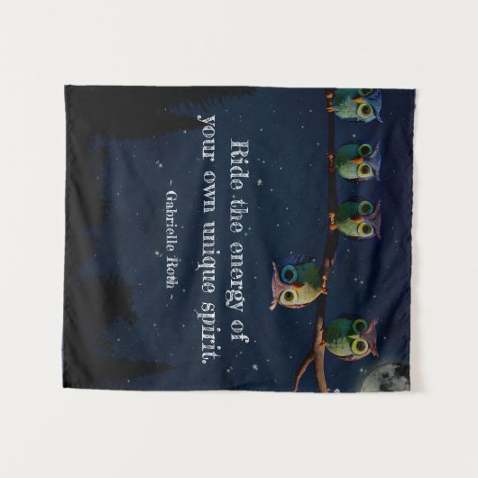 引用文のコラージュ違うをユニーク使ったフクロウ タペストリー (正面(横))