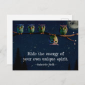 引用文のコラージュ違うをユニーク使ったフクロウ ポストカード (正面/裏面)