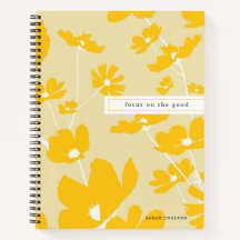 引用文は良好な花柄のノートに焦点を当てる