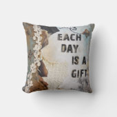 引用文ミックスメディアアート毎日はギフト クッション (正面)