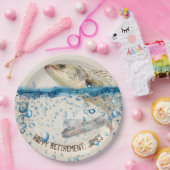 引退した大きな魚が水から飛び出す ペーパープレート (パーティー)