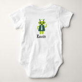 弟がロボットをビープ鳴らす ベビーボディスーツ (裏面)