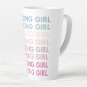 強いモダン女の子のインスピレーションのフレーズ カフェラテマグ (右アングル)