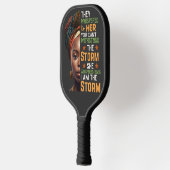 強い女が嵐の私を小声で言った ピックルボールラケット (左)