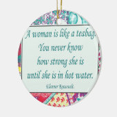 強い女性の引用文、クリスマスのオーナメント セラミックオーナメント (左)
