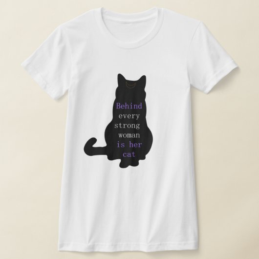 強い女性の背後には彼女の猫がいる Tシャツ (レイダウン)