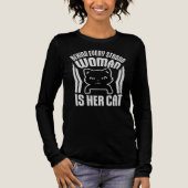 強い女性の背後には猫がいる 面白い引用 トライブレンドＴシャツ (正面)