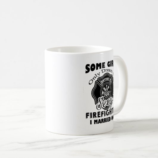 強い女性は消防士のマグになります コーヒーマグカップ (正面右)