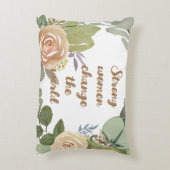 強い女性は第8次世界平等を変える アクセントクッション (裏面(縦))