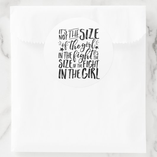 強い感動的勇敢な女の子ファイターのための引用文 ラウンドシール (バッグ)