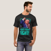 強い支持者と戦うドナルド・トランプAm Tシャツ (正面フル)