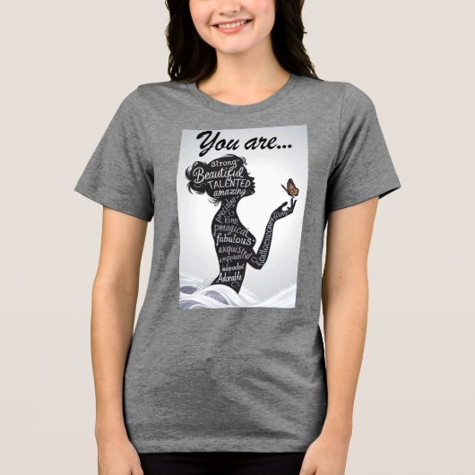 強い美しい女性のシルエット タイポグラフィ トライブレンドTシャツ (正面)