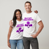 強くて強い – 軍隊の子供の月 Tシャツ (ユニセックス)