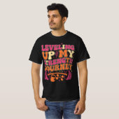 強くなるための旅 | フィットネスの成長 Tシャツ (正面フル)