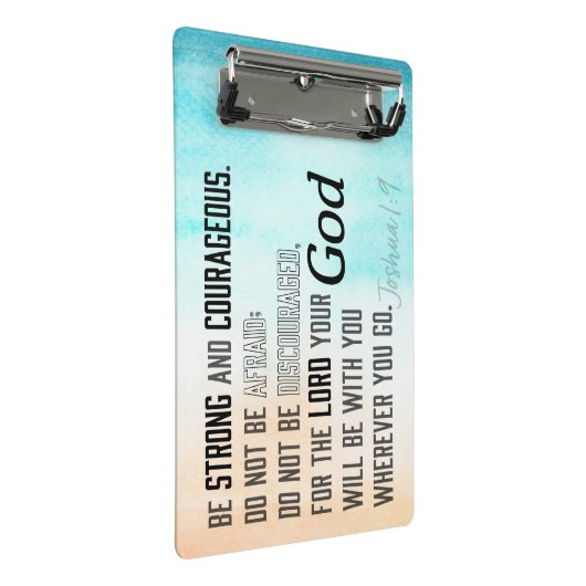 強く勇敢なヨシュア1:9聖書の聖句 ミニクリップボード (アングル)