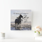 強く勇敢な聖書詩31馬 スクエア壁時計 (ホーム)