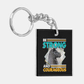 強く勇敢になる – ラマ キーホルダー (正面左)