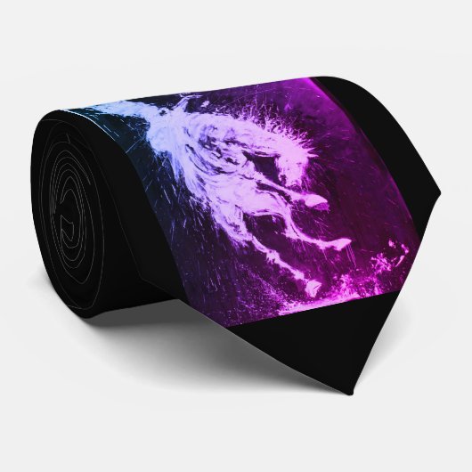 強く反対する馬のタイ ネクタイ (ロール)