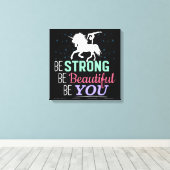 強く美しいYou - Gumstics Unicorn キャンバスプリント (インサイチュ (ウッドフロア))