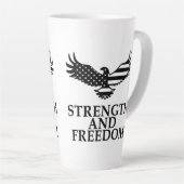 強さと自由 カフェラテマグ (右アングル)