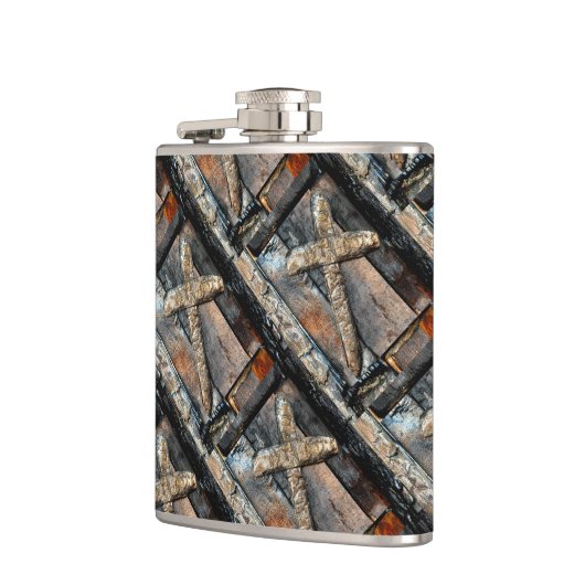 強さのクロス フラスク (左)