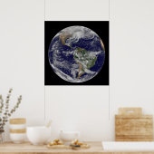 強力な冬の嵐を示す完全な地球。 ポスター (キッチン)