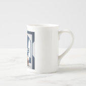 強力な犬:ドイツの羊飼い ボーンチャイナマグカップ (右)