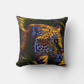 強大なジャガーとジャングルの捕食者 クッション (正面)