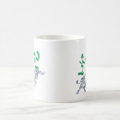 強気相場飛んでいる金 コーヒーマグカップ (中央)