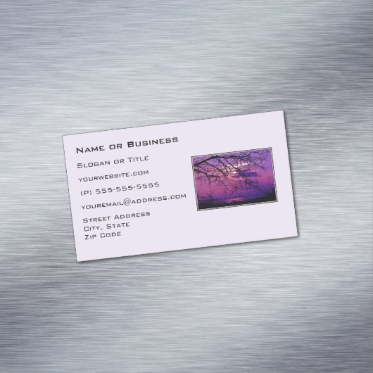強烈で鮮やかな – 紫の夕日の風景 マグネット名刺 (インサイチュ)