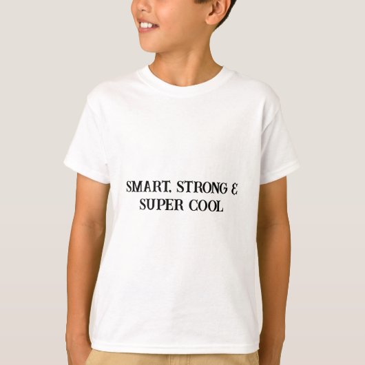 強頭が切れるいキックールドのエンパワメント Tシャツ (正面)