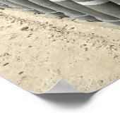 弾薬の列が積み重ねられ、先に持ち上げられる ポスター (角)