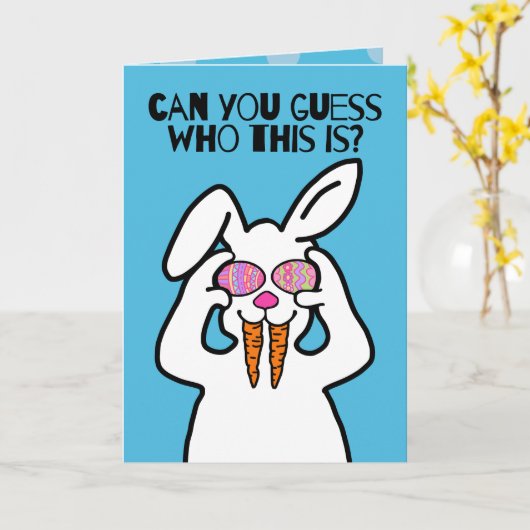 当ててみて! | 変装したユーモアたっぷりのイースターバニー カード (黄色い花)