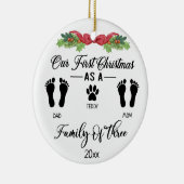 当社の初めてのクリスマスは3つのフットプリントのファミリ セラミックオーナメント (右)